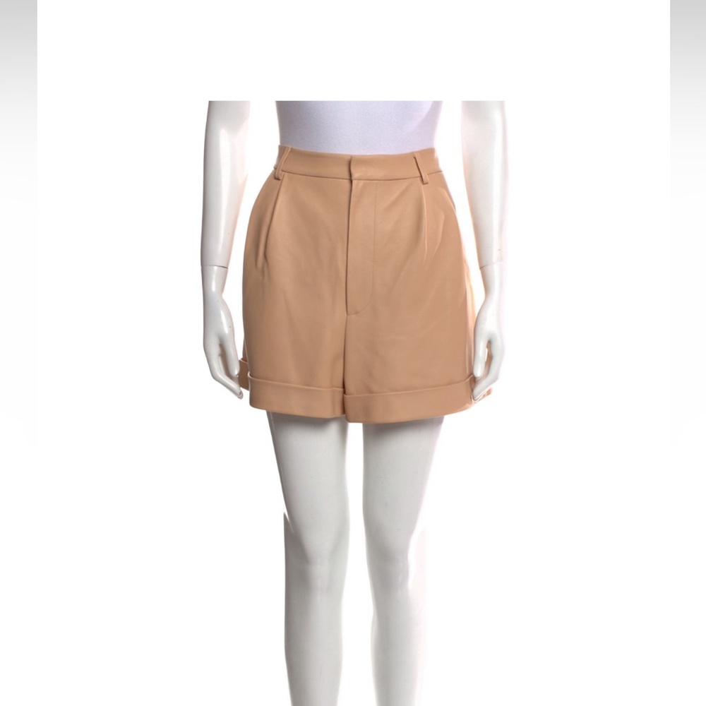 Alice & Olivia Lambskin leather shorts camel beige NWT sz 12-14 Large soft